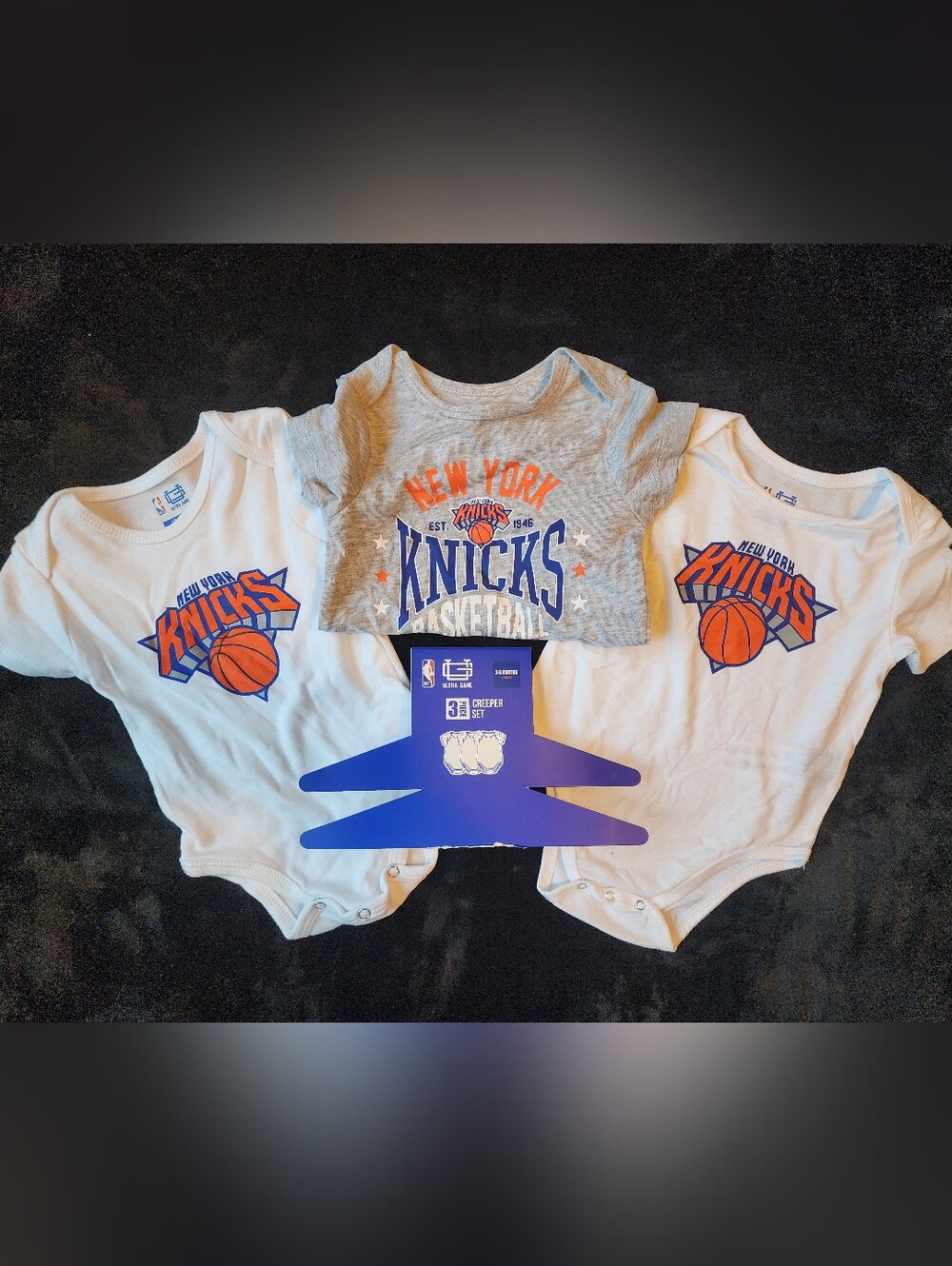 New York Knicks Baby Bodysuits - 3-Pack (White & Gray) And 2 Piece short set
